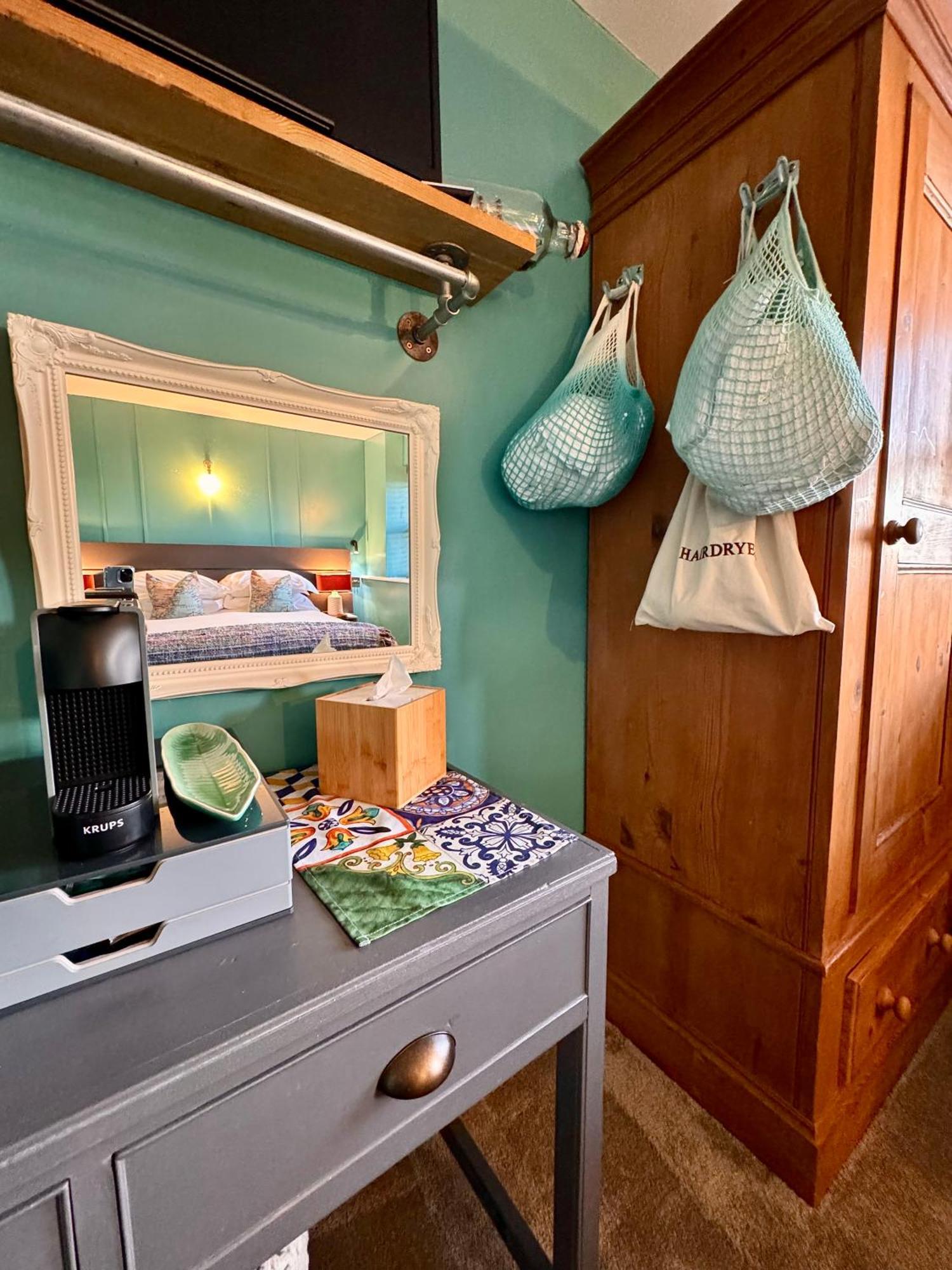 Bed and Breakfast Brightham House - Exclusively For Adults Солкомб Екстер'єр фото