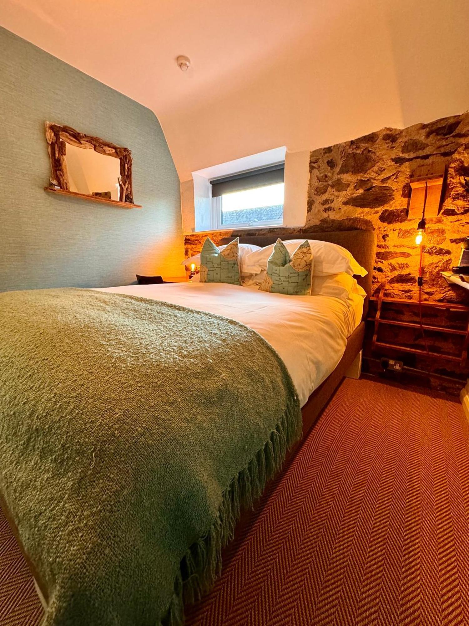 Bed and Breakfast Brightham House - Exclusively For Adults Солкомб Екстер'єр фото