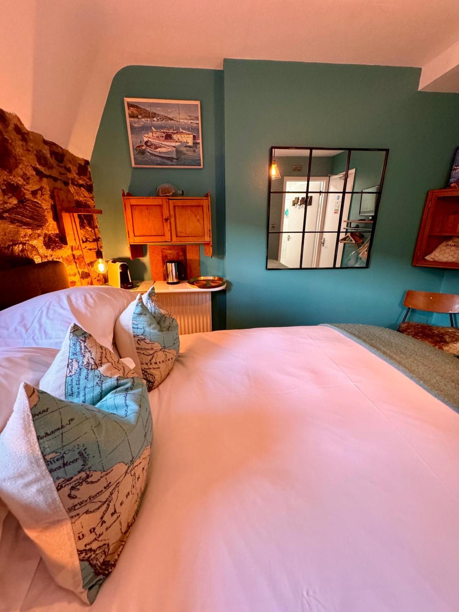 Bed and Breakfast Brightham House - Exclusively For Adults Солкомб Екстер'єр фото